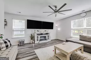 8 Hawkhorn Ct, Savannah, GA 31407 - Photo 17