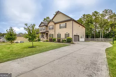150 Charleston Drive, Senoia, GA 30276 - Photo 7