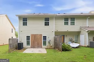 4370 Stone Gate Way, East Point, GA 30344 - Photo 15