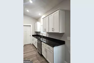 169 E Sheppard Street, Stapleton, GA 30823 - Photo 5