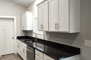 169 E Sheppard St, Stapleton, GA 30823 - Photo 5