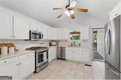 224 Murray Hill Avenue NE, Atlanta, GA 30317 - Photo 11