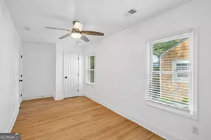 130 Stratford Dr NW, Atlanta, GA 30311 - Photo 9