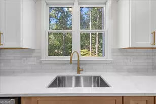 7406 Harbor Glen, Stone Mountain, GA 30087 - Photo 17