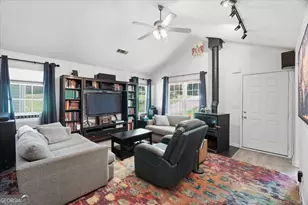 1256 Clearwater Dr, Winder, GA 30680 - Photo 11