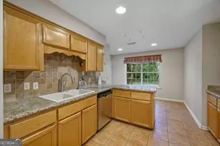 311 Lochland Pl, Brunswick, GA 31525 - Photo 11