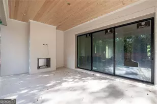2756 Winding Ln NE, Atlanta, GA 30319 - Photo 7