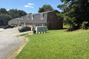 660 Jolly Ave S, Clarkston, GA 30021 - Photo 3