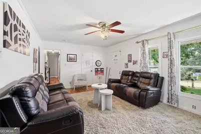 327 Poplar Street, Toccoa, GA 30577 - Photo 7