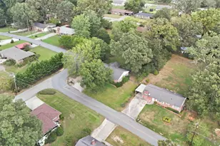 327 Poplar St, Toccoa, GA 30577 - Photo 35