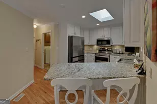 300 Knox Cir, Lavonia, GA 30553 - Photo 15