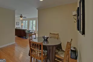 300 Knox Cir, Lavonia, GA 30553 - Photo 13