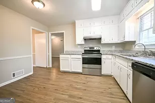 2460 Rolling Acres Dr SW, Conyers, GA 30094 - Photo 13