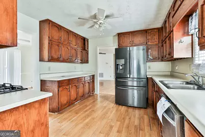 8039 Woods Lane, Jonesboro, GA 30236 - Photo 13