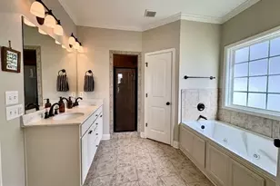 127 Hadleigh Bluff, Brunswick, GA 31523 - Photo 15