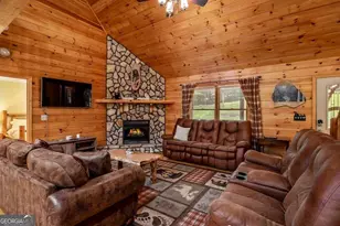 808 Villa Dr, Ellijay, GA 30540 - Photo 3