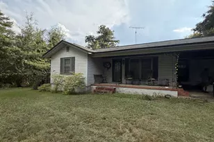 401 Sparta Hwy NE, Milledgeville, GA 31061 - Photo 1