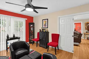 6851 Roswell Rd, Sandy Springs, GA 30328 - Photo 15
