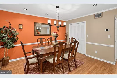 6851 Roswell Road #APT Q 8, Sandy Springs, GA 30328 - Photo 11