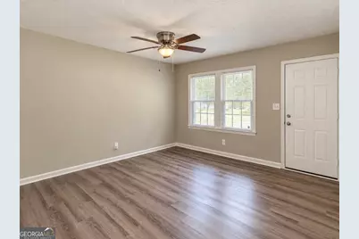 119 Sir Lancelot Drive, Lagrange, GA 30241 - Photo 3