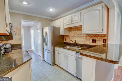 904 Peachtree Forest Terrace, Peachtree Corners, GA 30092 - Photo 9
