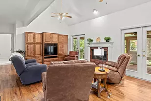 5283 Old River Rd N, Statesboro, GA 30461 - Photo 11
