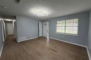 110 Rose Ave, Adel, GA 31620 - Photo 5
