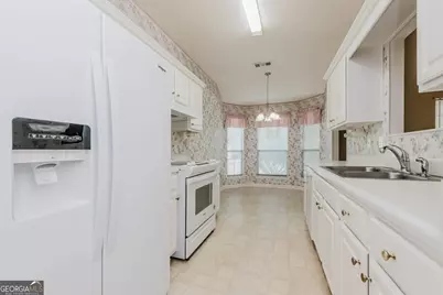133 Darin Drive, Byron, GA 31008 - Photo 9