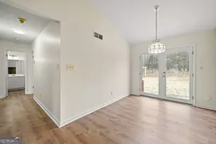 1358 Hardy Cir, Dallas, GA 30157 - Photo 7