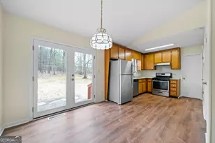 1358 Hardy Cir, Dallas, GA 30157 - Photo 9