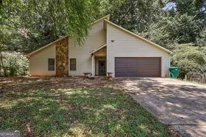 377 Sir William Court, Jonesboro, GA 30238 - Photo 1