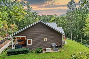 397 Standing Rock Dr, Tiger, GA 30576 - Photo 5