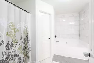 7867 Rock Rose Ln, Fairburn, GA 30213 - Photo 9