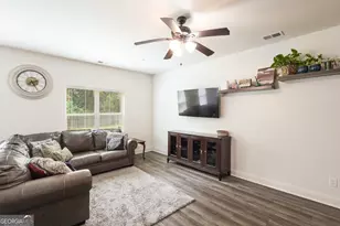 7867 Rock Rose Ln, Fairburn, GA 30213 - Photo 3