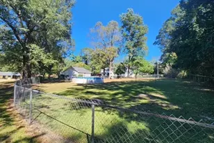 352 S Dugger Ave, Roberta, GA 31078 - Photo 37
