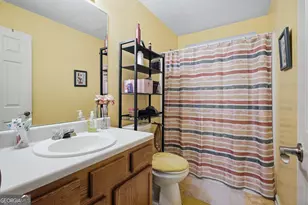 935 Lakeside Cir, Covington, GA 30016 - Photo 25