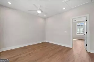 990 Bibbs Circle, Atlanta, GA 30318 - Photo 15