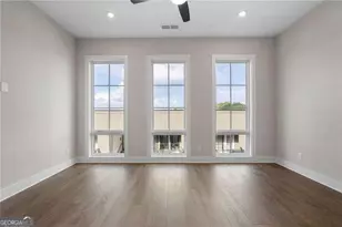 990 Bibbs Circle, Atlanta, GA 30318 - Photo 9
