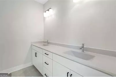 990 Bibbs Circle #34, Atlanta, GA 30318 - Photo 19