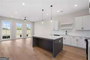 990 Bibbs Circle, Atlanta, GA 30318 - Photo 5