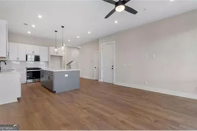 990 Bibbs Circle #34, Atlanta, GA 30318 - Photo 7