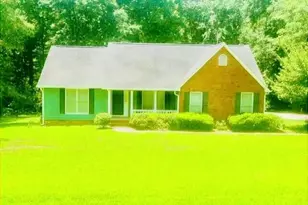 109 Cambridge Dr NE, Milledgeville, GA 31061 - Photo 1