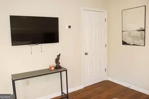 2502 Laurel Cir NW, Atlanta, GA 30311 - Photo 19
