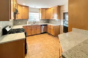 871 Laurelmont Dr, Atlanta, GA 30311 - Photo 3