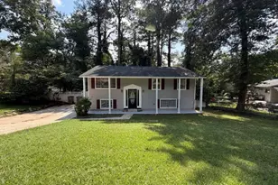 1340 Pineglen Dr, Riverdale, GA 30296 - Photo 1