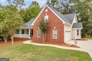 49 Thornhill Cir, Jefferson, GA 30549 - Photo 11