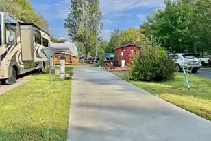 496 Vista Cir, Blairsville, GA 30512 - Photo 1