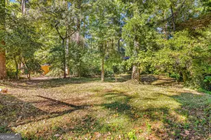 2004 Dering Cir NE, Atlanta, GA 30345 - Photo 19