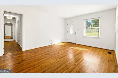 2004 Dering Circle NE, Atlanta, GA 30345 - Photo 5