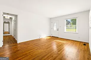 2004 Dering Cir NE, Atlanta, GA 30345 - Photo 5